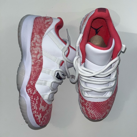 Women’s Air Jordan 11 Retro Low ‘Pink Snakeskin’ - 8.5 - Picture 2 of 4